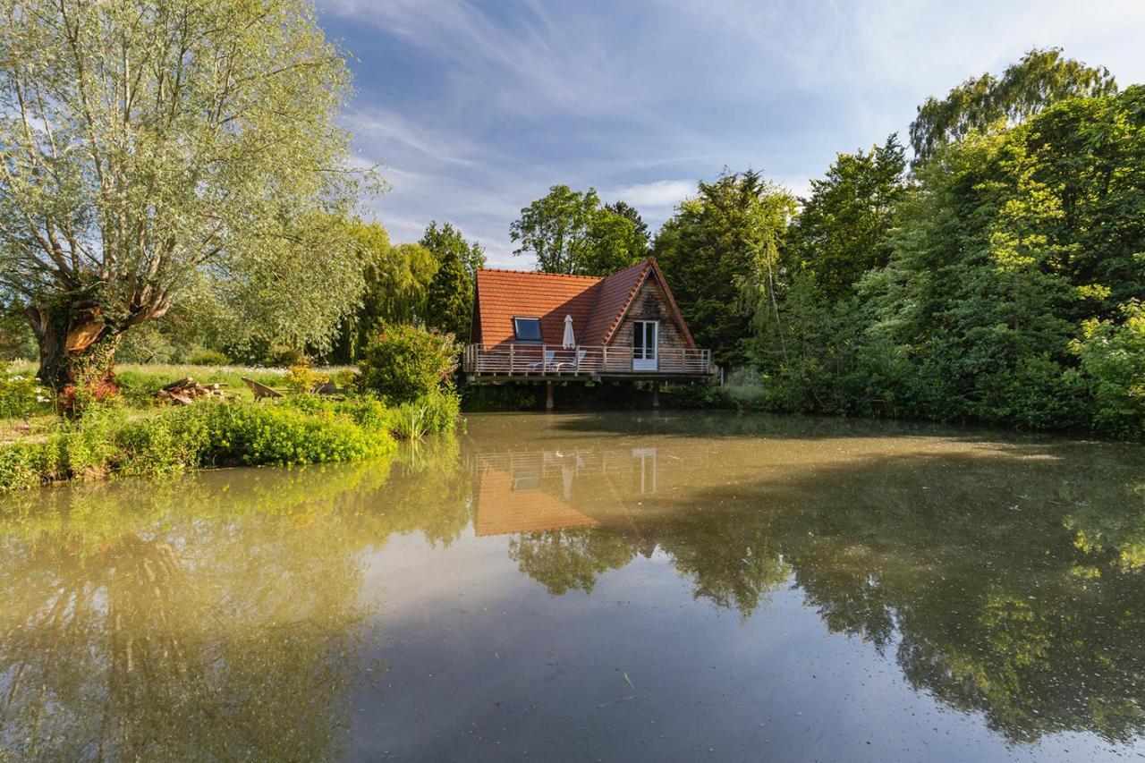 Les Lodges De Malbrough Aire-sur-la-Lys Exterior photo